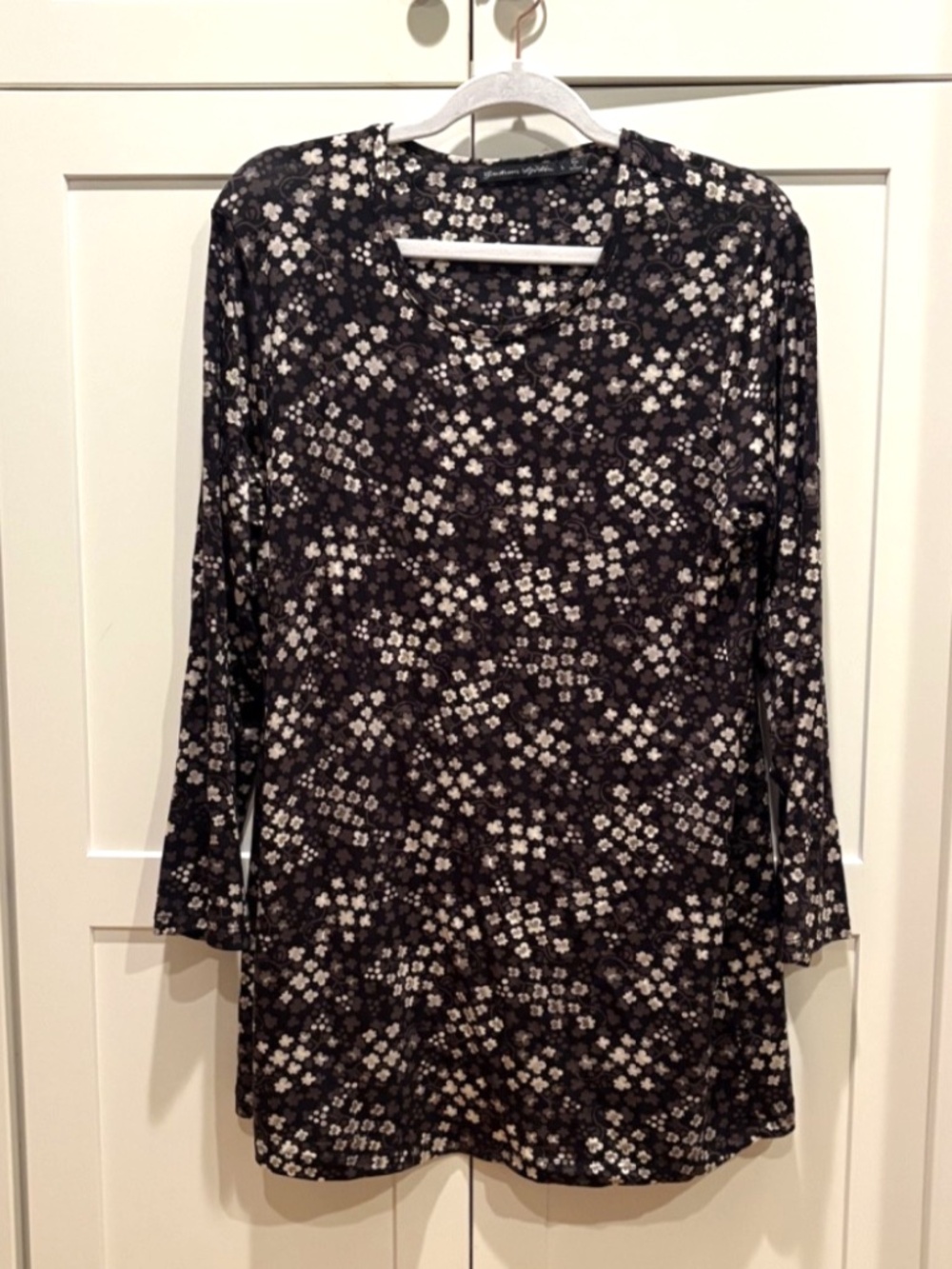 Gudrun Sjoden Floral Black and White Longsleeve Tunic Top Size Large